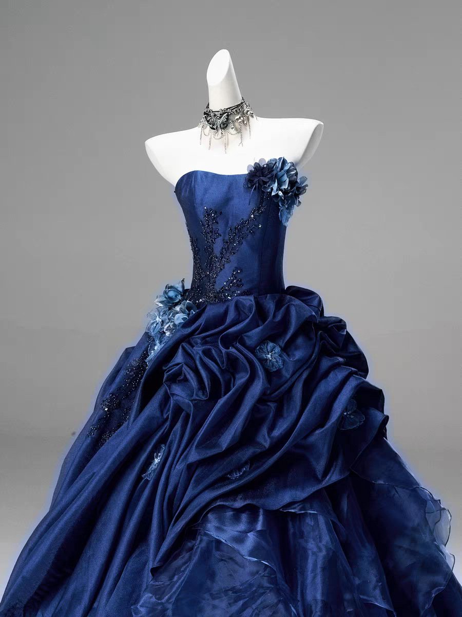 Blue High-end Intricately Embellished Strapless Ball Gown For Evening Events And Banquets