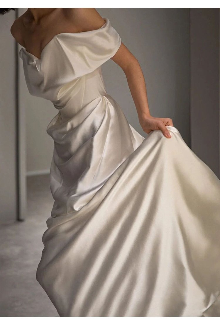 French White Off-shoulder Light Wedding Dress
