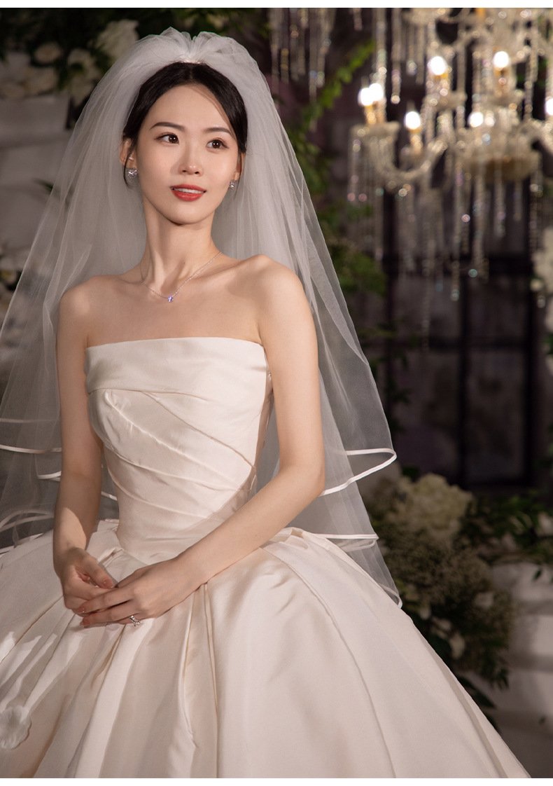 Women's Satin Tube Top Simple Elegant French Style Large Tail Elegant Wedding Dress