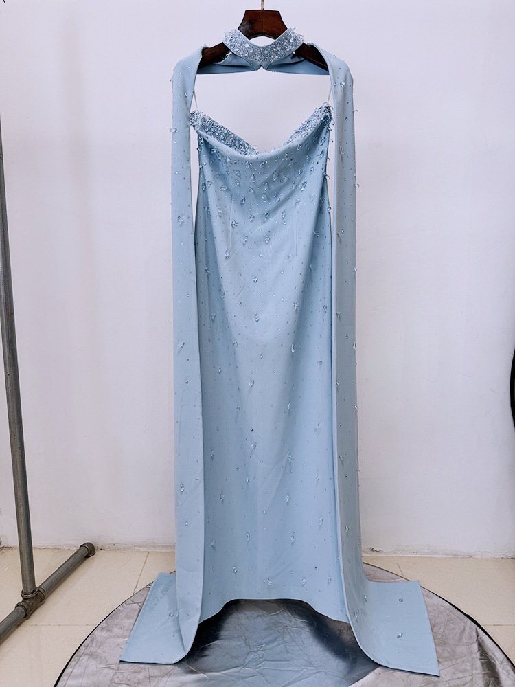 Long Beaded And Diamond-encrusted Evening Gown With A Train Evening Gown