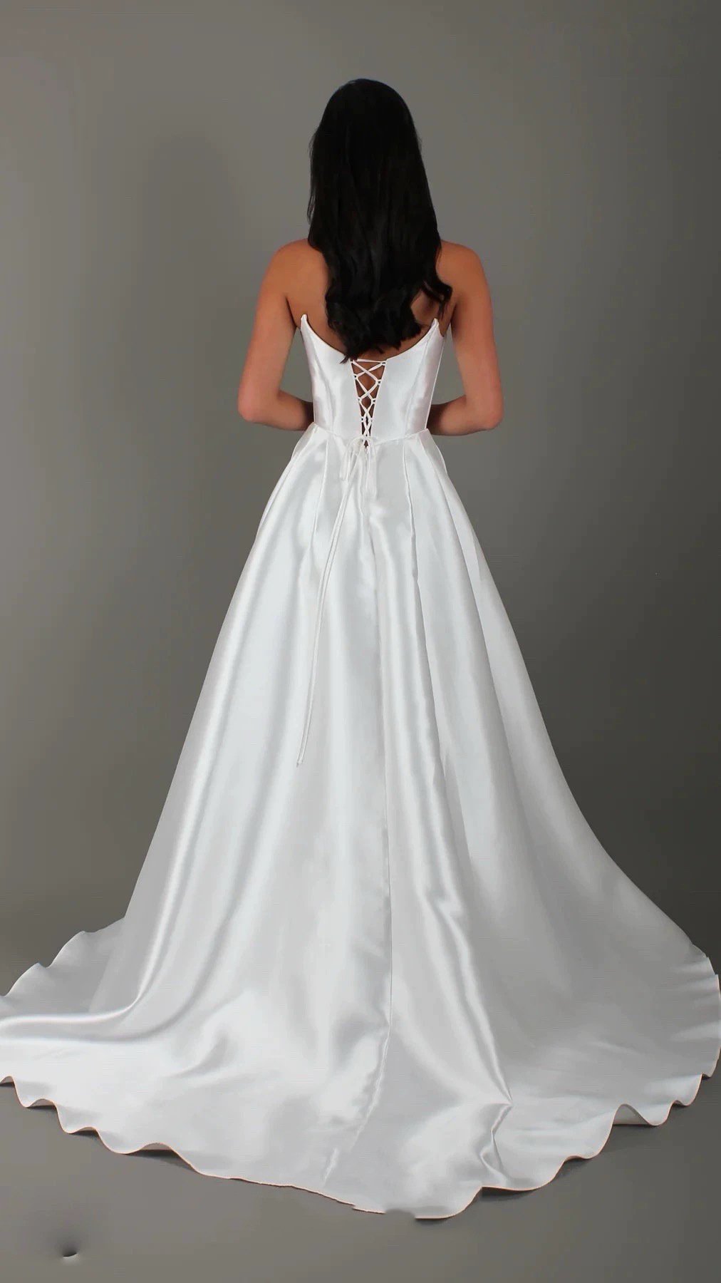 White Satin Slit Pocket Bandage Wedding Dress