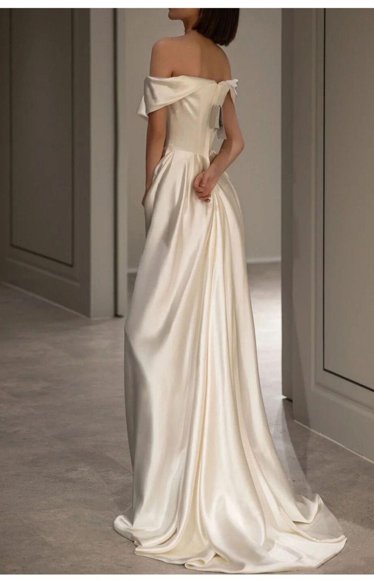 French White Off-shoulder Light Wedding Dress